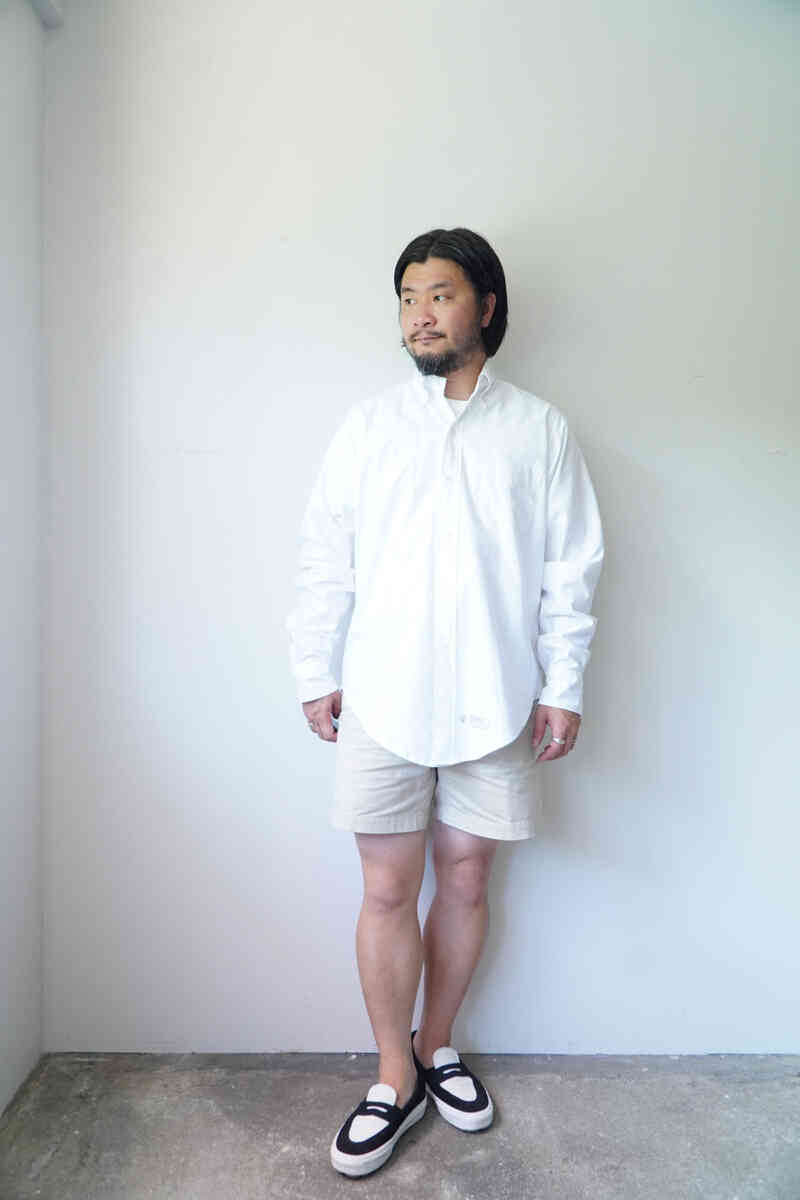 JAKES LONDON ”Oxford BD shirts” coordination image with shorts