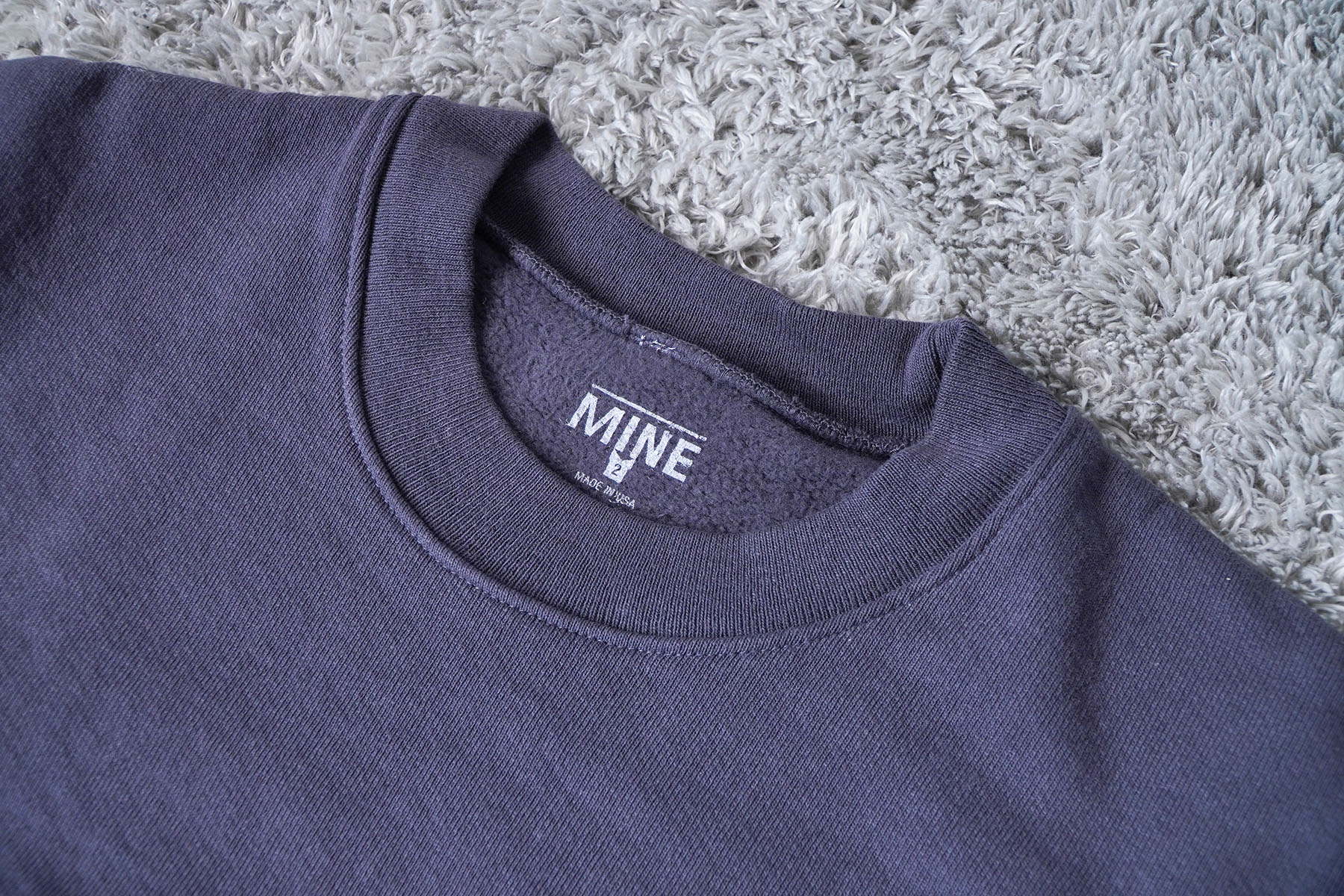 MINE ”GD SWEAT” made in USA Bushed Back crew neck : detail neck