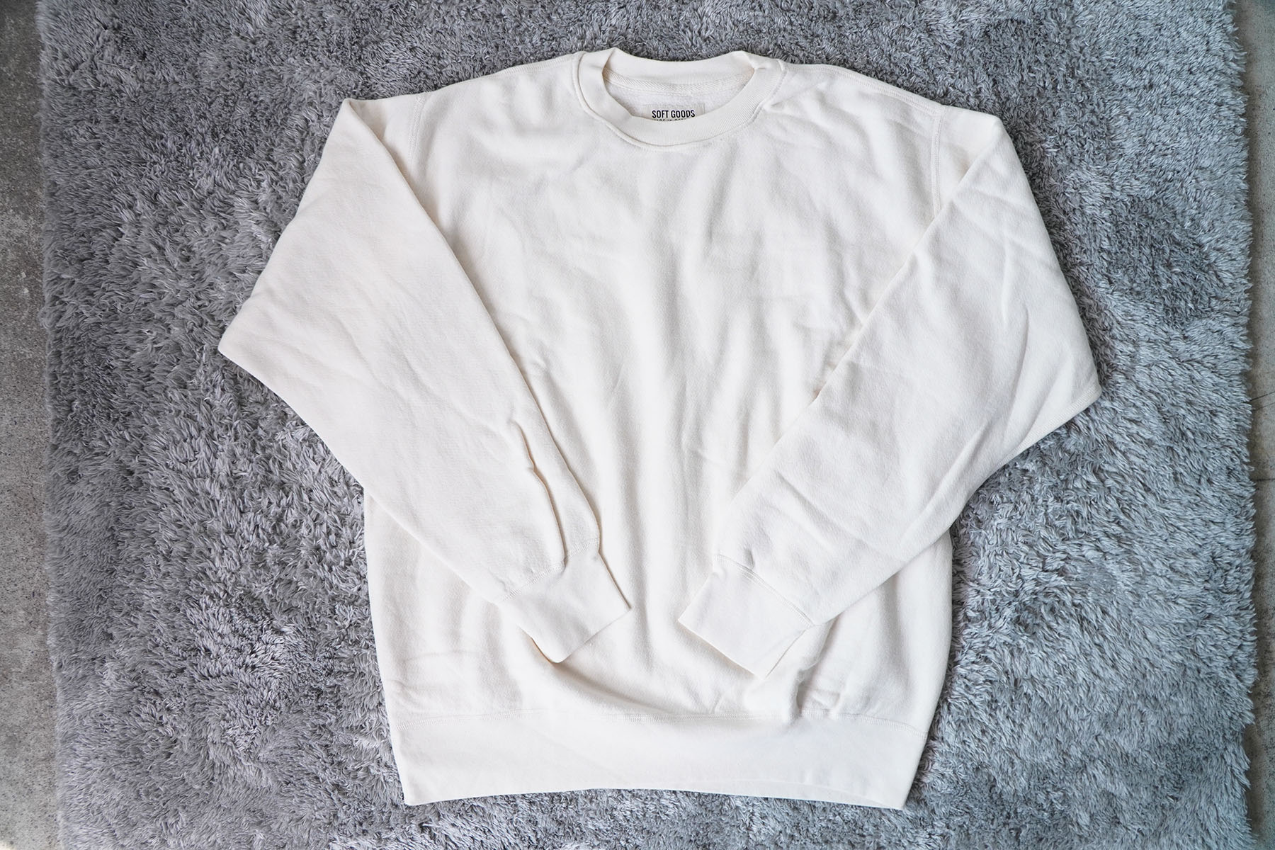 "brushed back crewneck sweat shirt" natural color [SOFT GOODS] front