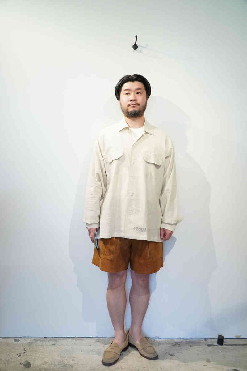 [SEVEN BY SEVEN] W POCKET SUEDE LEATHER SHORT PANTS wearing image with shirt