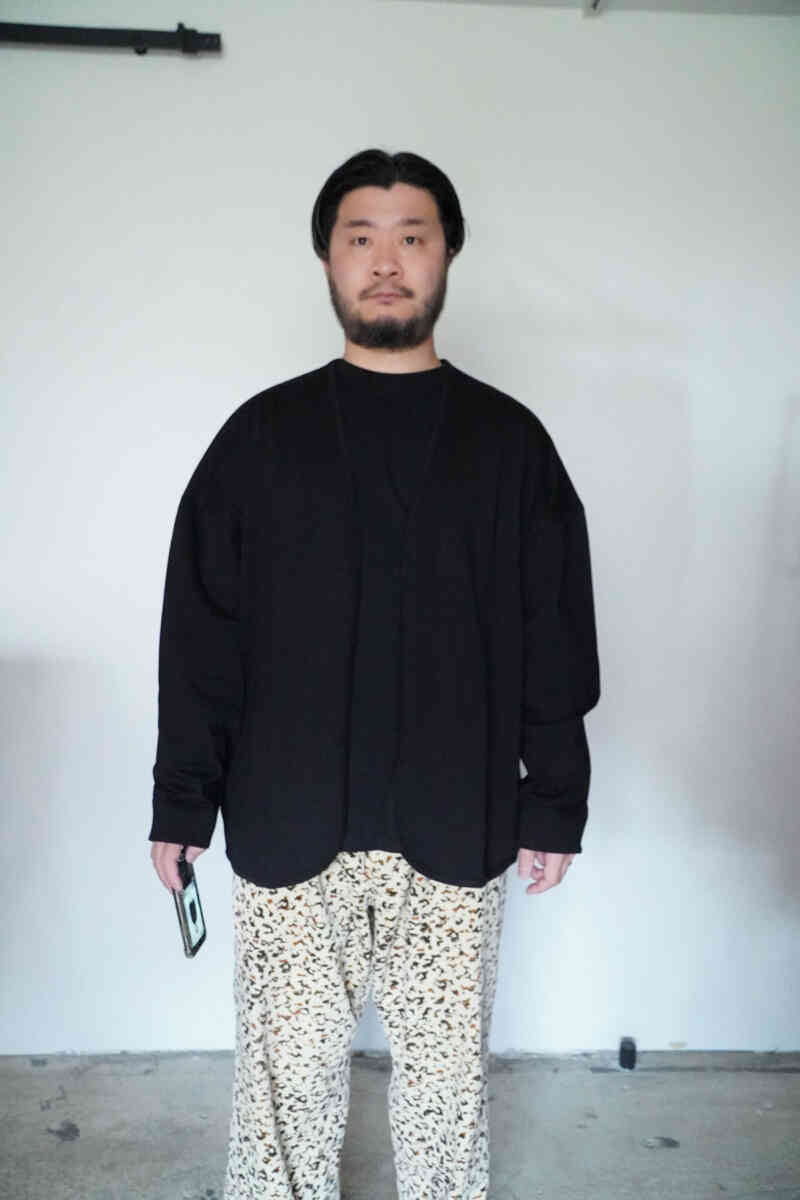 alvana 24SS FADE CARDIGAN wearing image front up