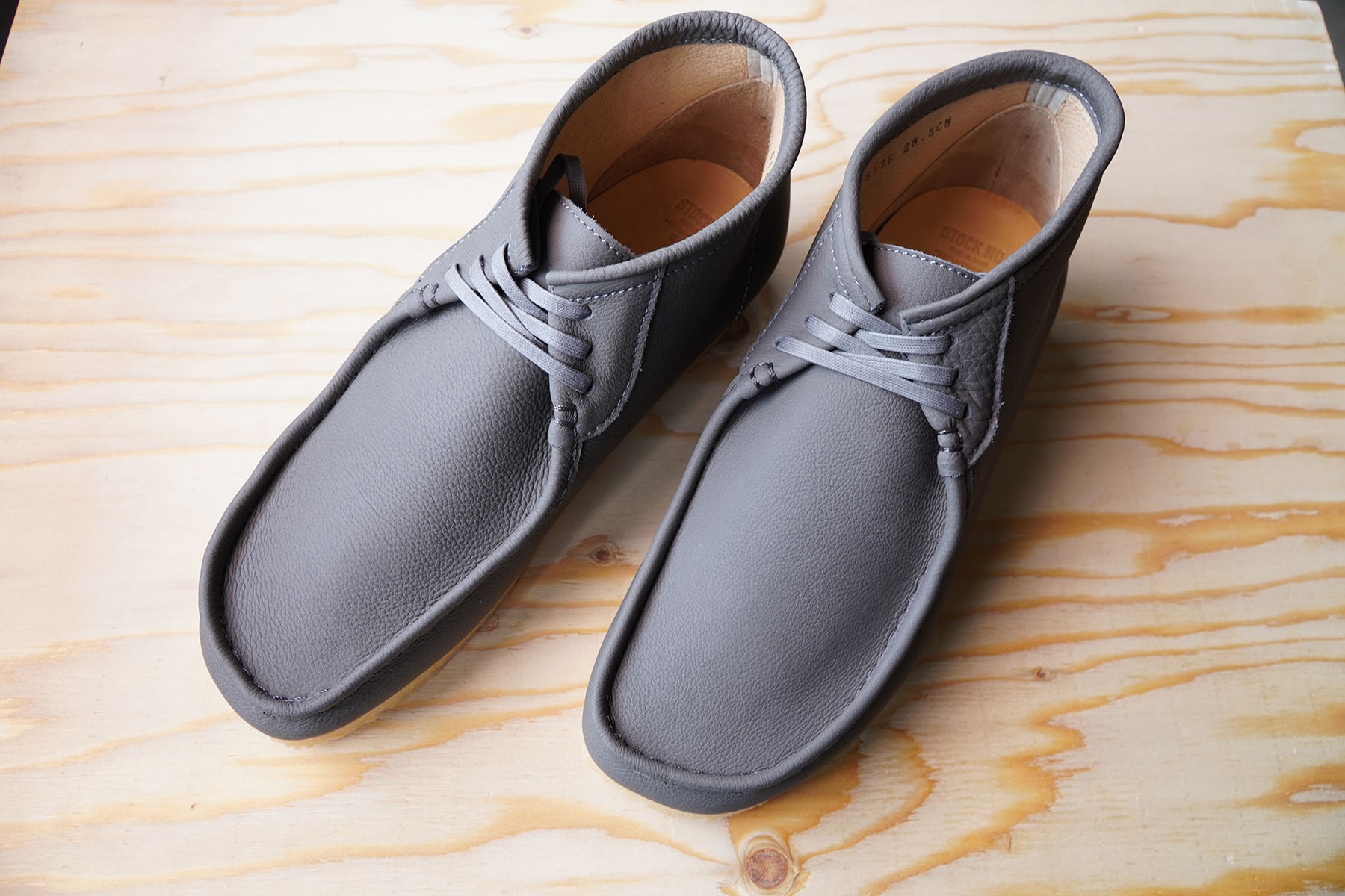 STOCK NO: -exclusive for ERA- MOCCASIN SHOES GRAY
