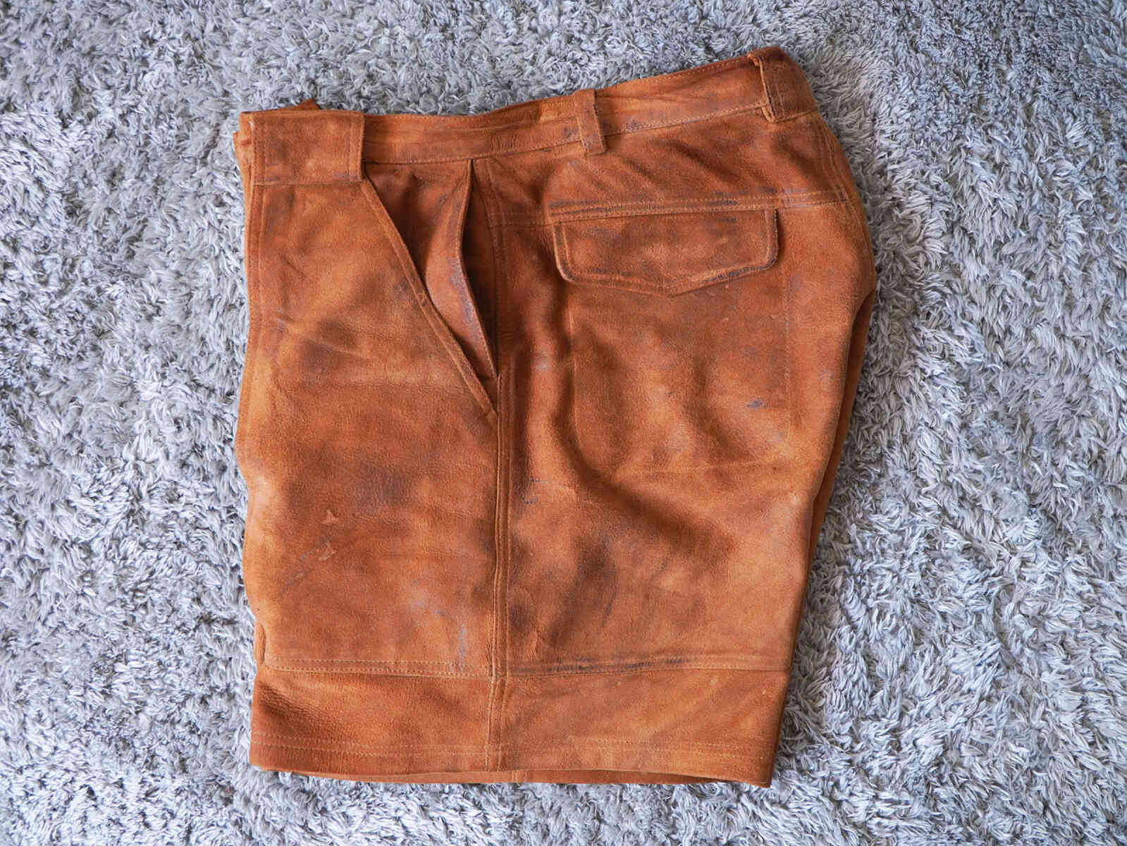 suede leather short pants -W POCKET-[SEVEN BY SEVEN] side detail