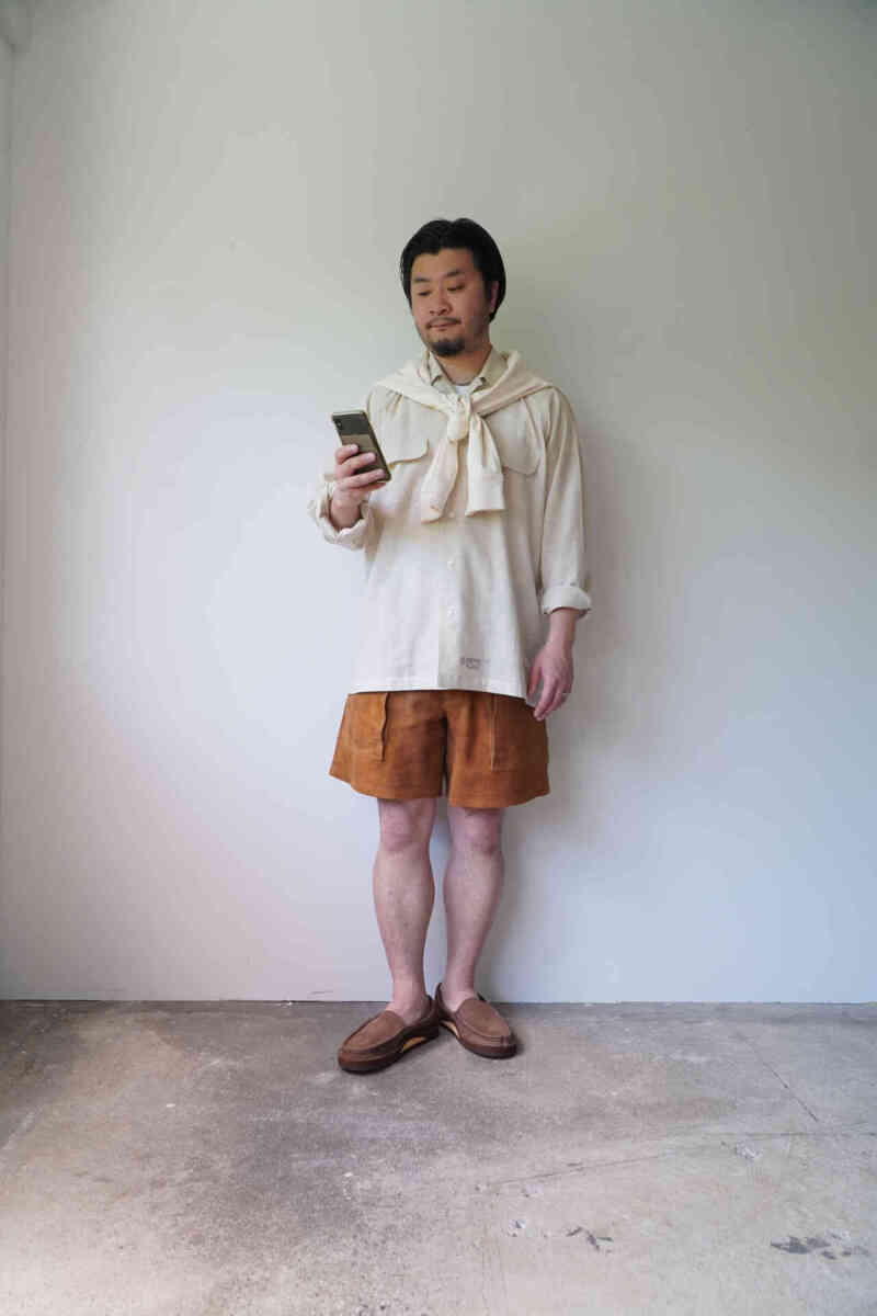 coordination of sheep suede leather W pocket shorts 1