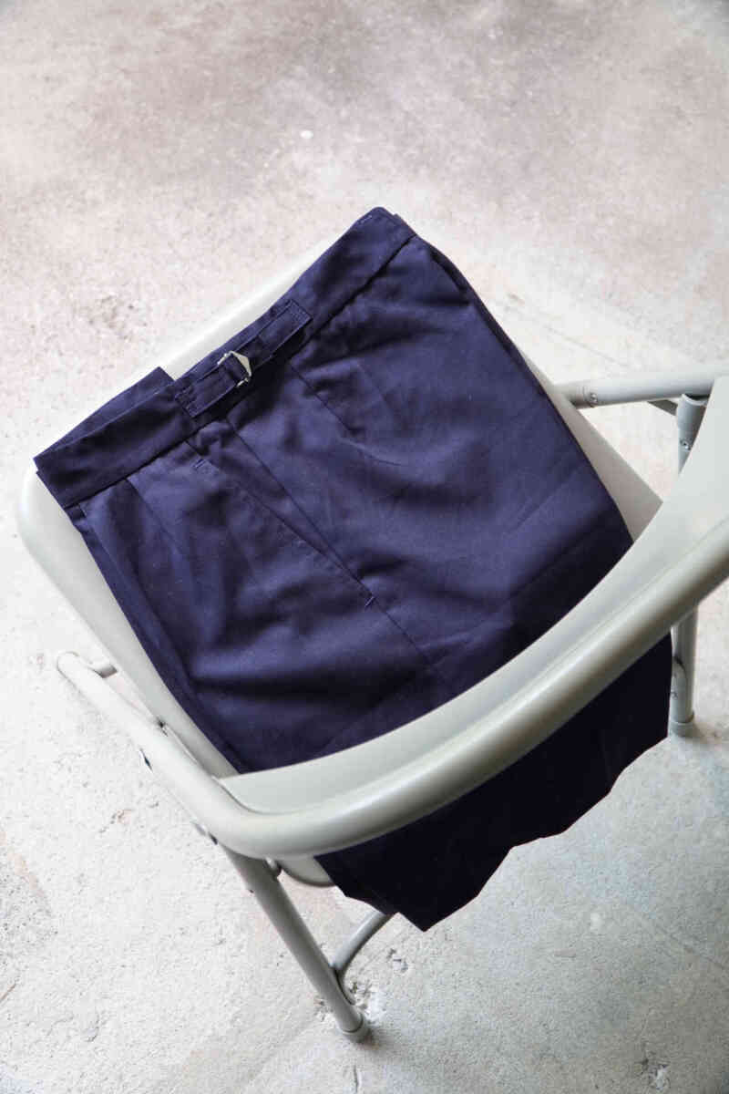 00s deadstock ROYAL NAVY "two tuck shorts"：image1