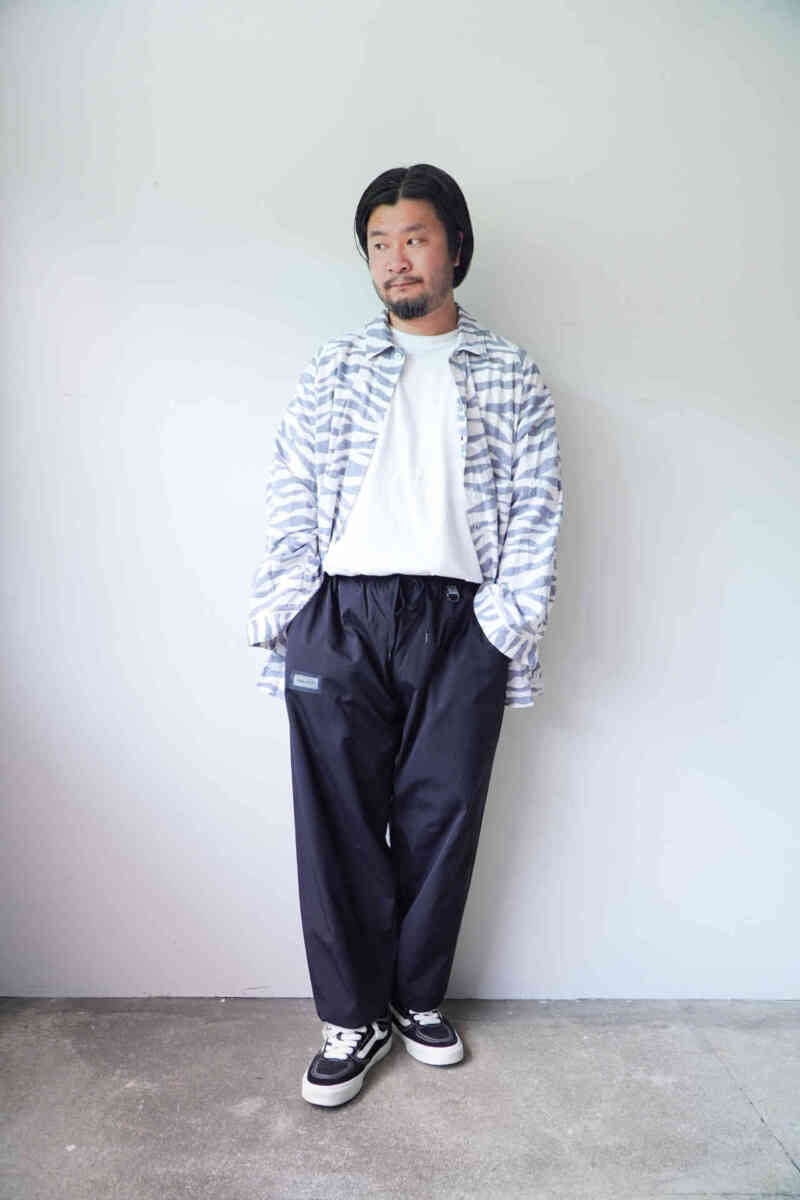 SIDE SEAMLESS NYLON EASY PANTS [MINE] coordinate image shirts