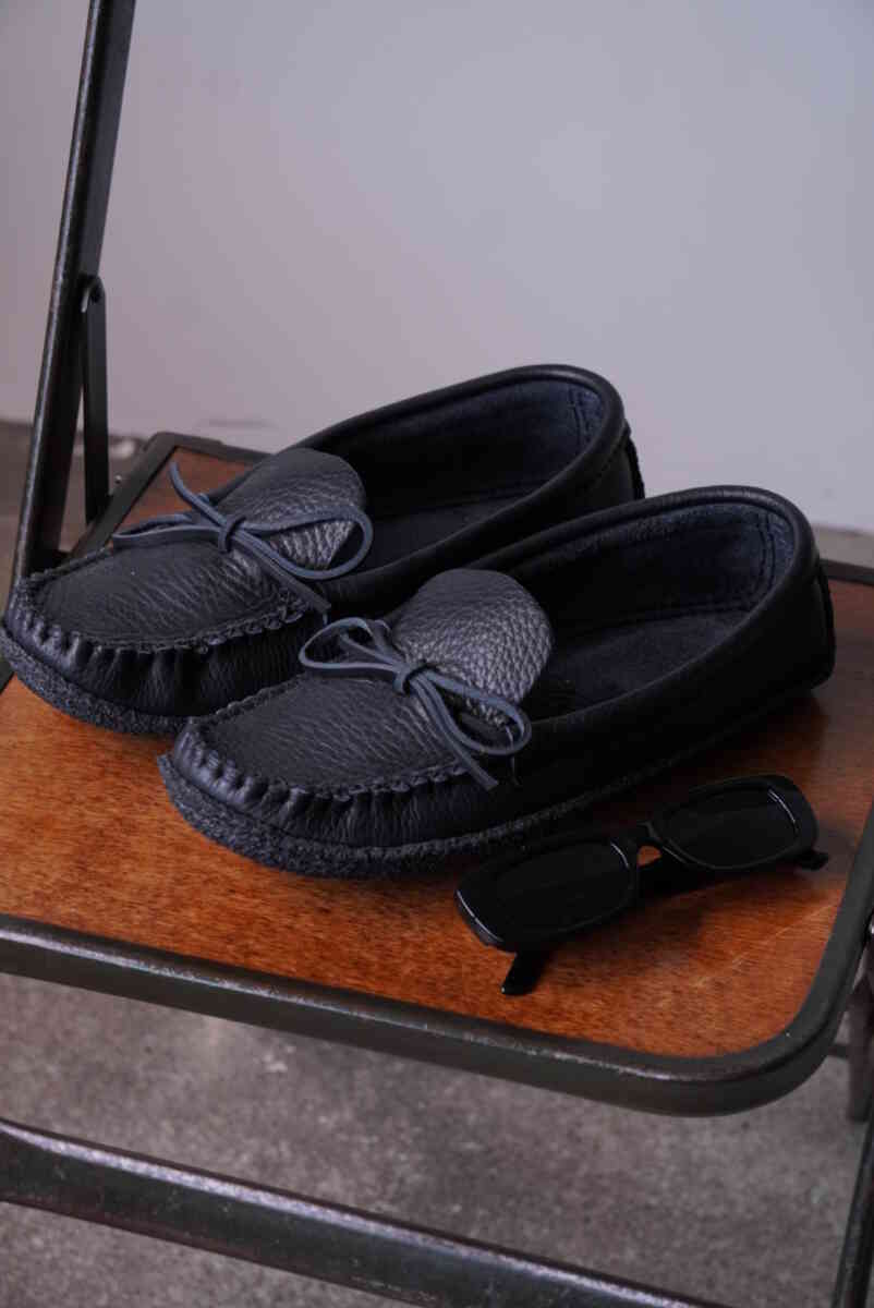 "hand sawn moccasin" [ BASTIEN industries ]black image with glasses 