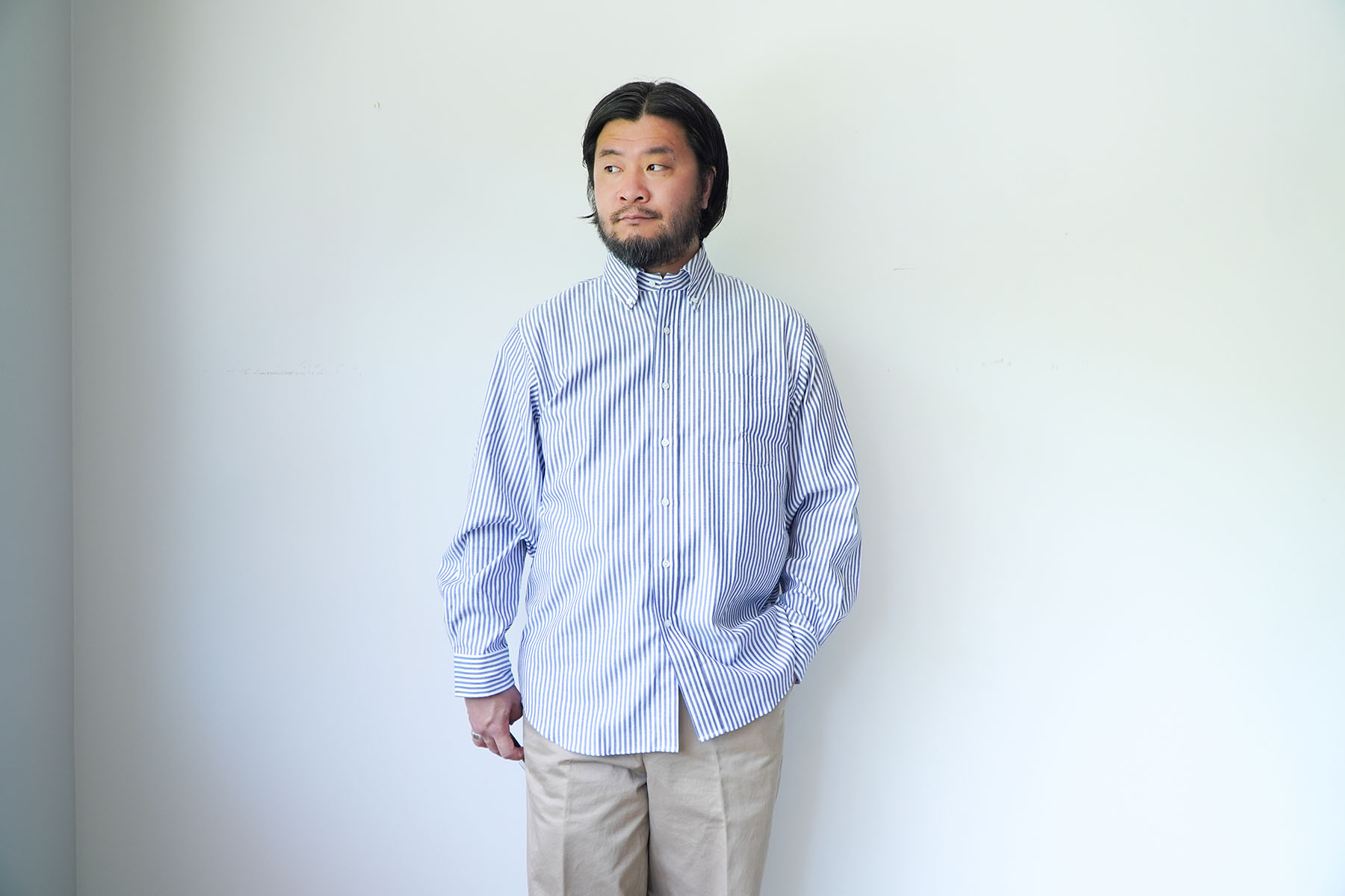 "Stripe" IVY BD shirts [D.C.WHITE] wearing image NAVY