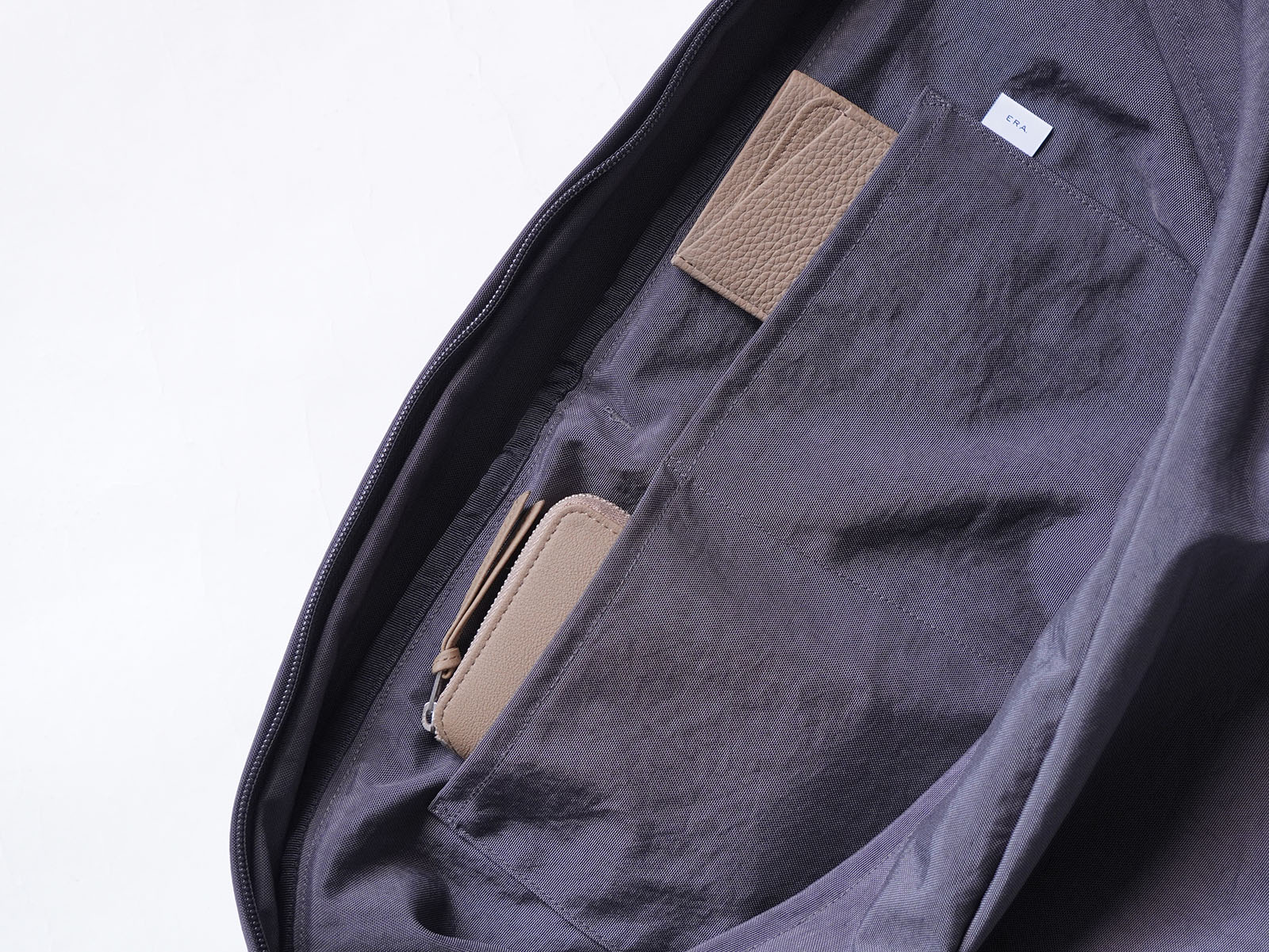 "STOMACH BAG"  [era goods TAS series] front inside pocket