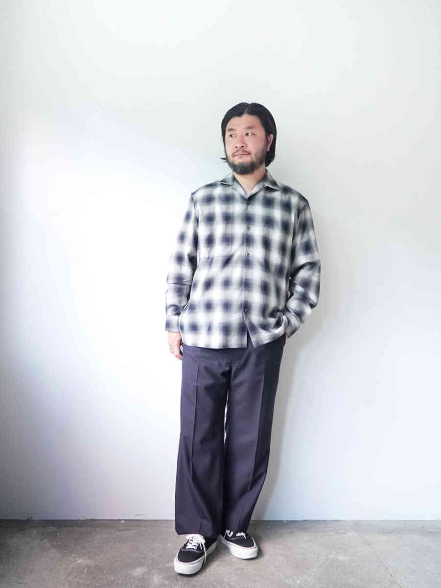 fabric "Cotton / Yak" OMBRE CHECK series [SEVEN BY SEVEN] shirts wearing image with trousers