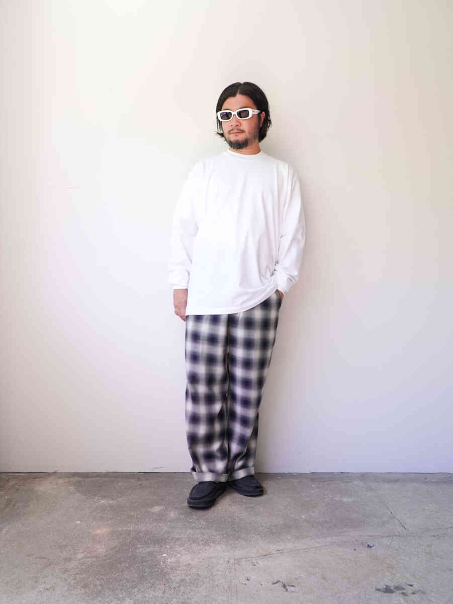 "MIYAKONOJO" Long Sleeve Tee[sowbow] styling with plaid trousers