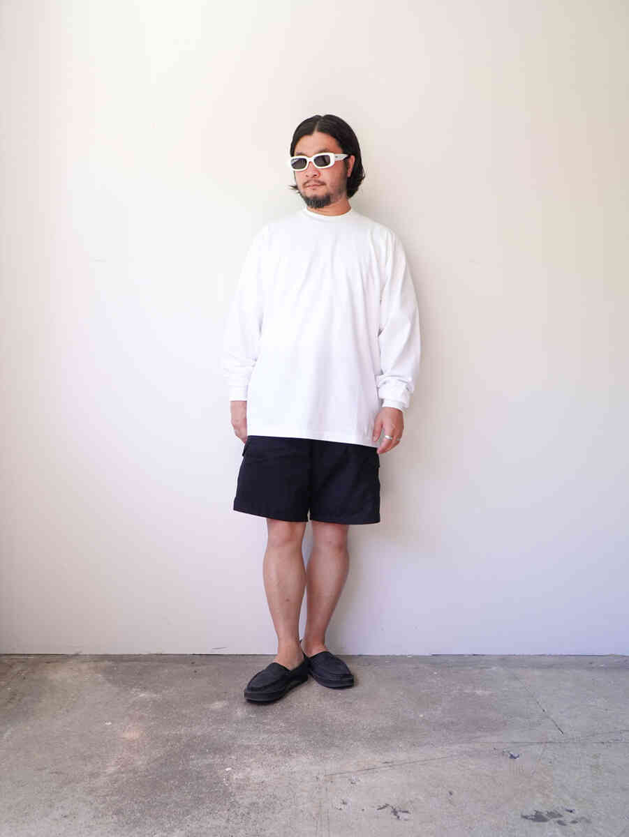 "MIYAKONOJO" Long Sleeve Tee[sowbow] styling image with short pants