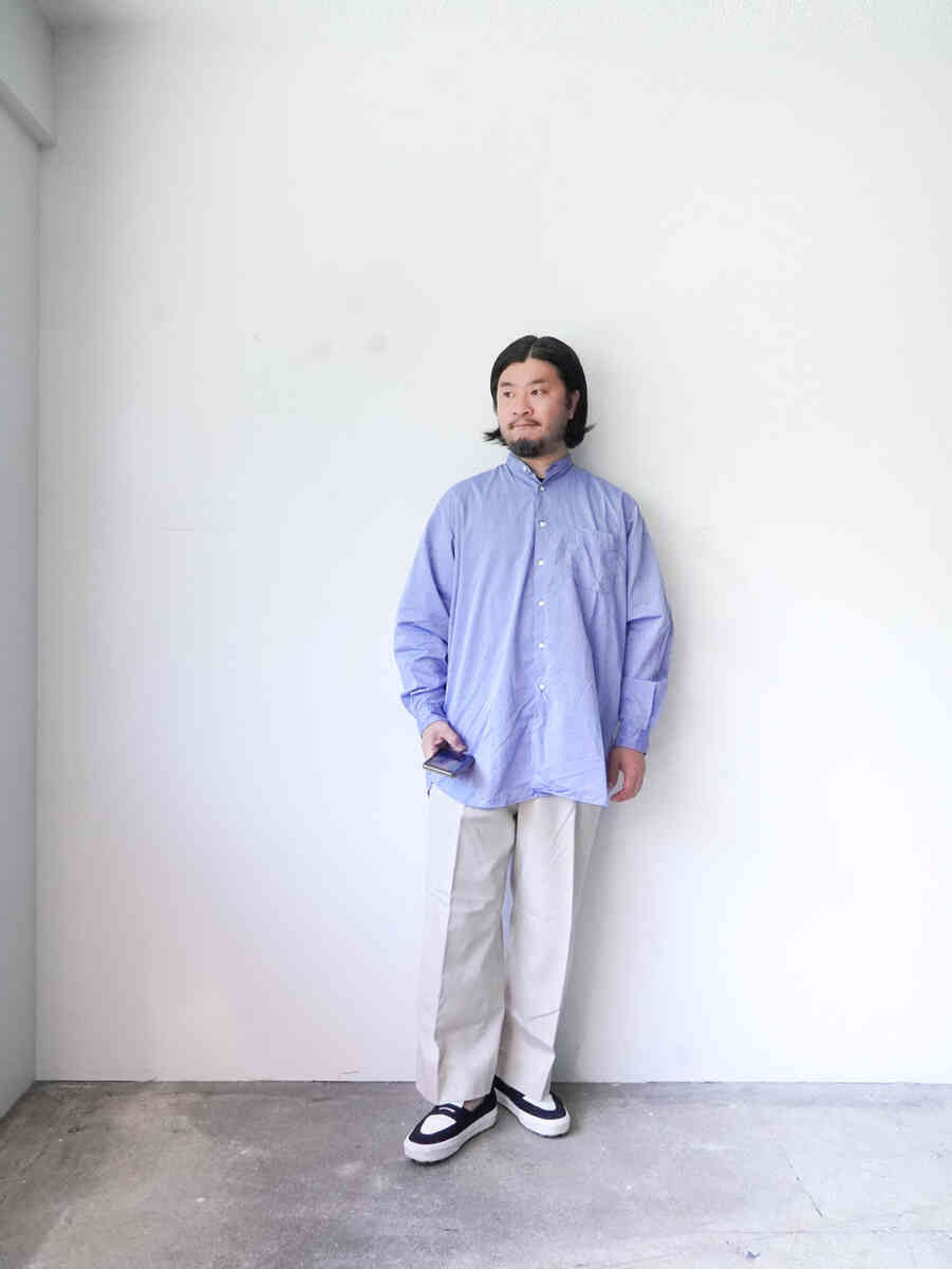 band collar shirts "chambray" [INDIVIDUALIZED SHIRTS] styling image with chino