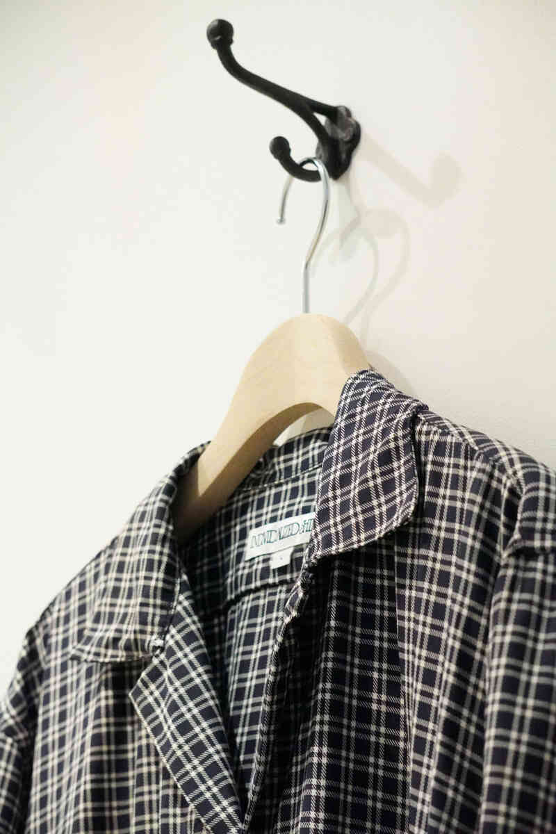 SUPER130’s wool "open collar shirt" [INDIVIDUALIZED SHIRTS] collar