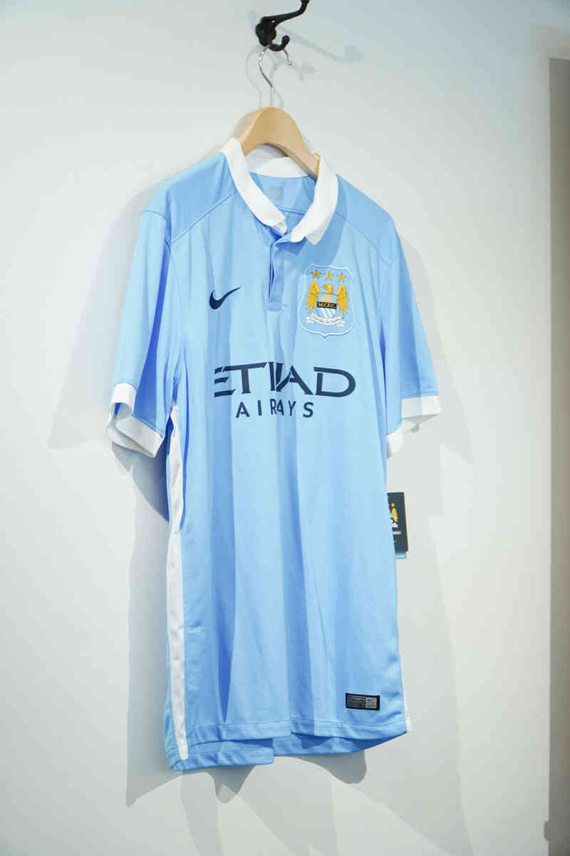 soccer jersey as a fashion [vintage] Manchester city
