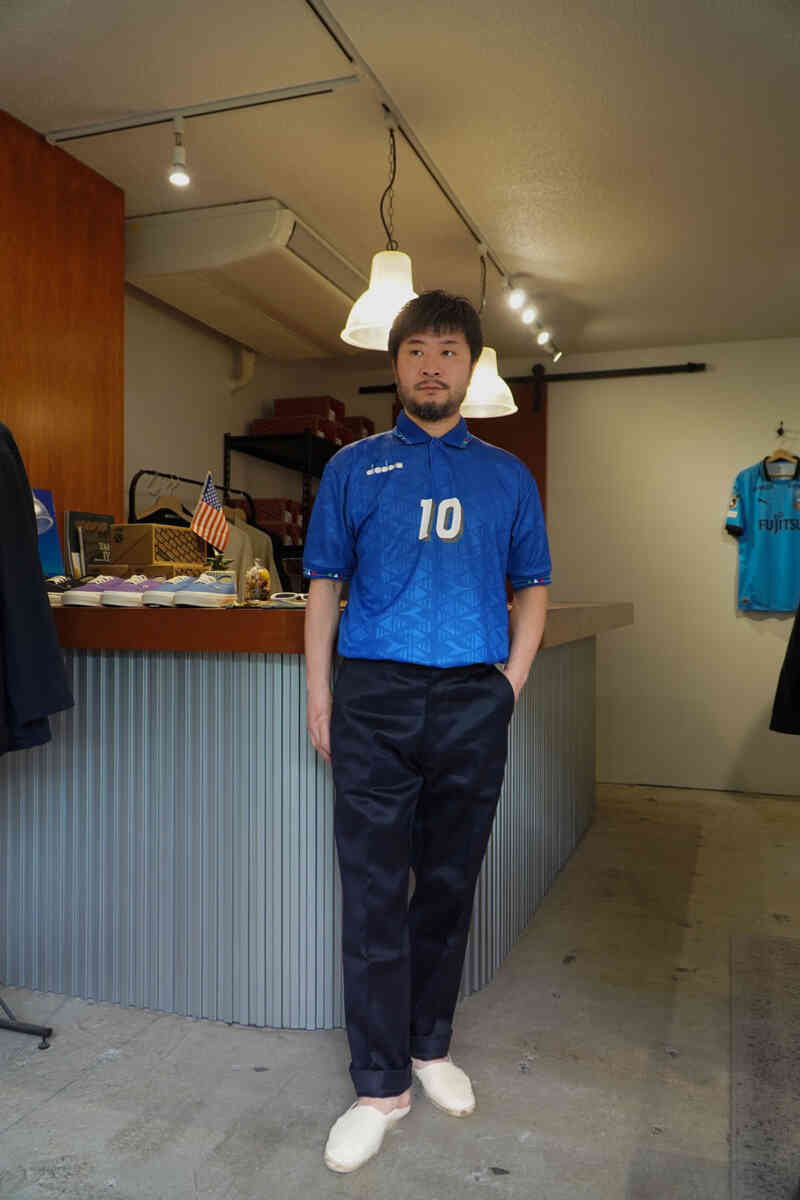 soccer jersey as a fashion [vintage] R.baggio wearing image
