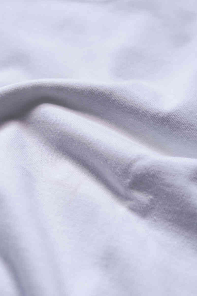 simple & modern open end T-shirts [alvana]生地の寄り
