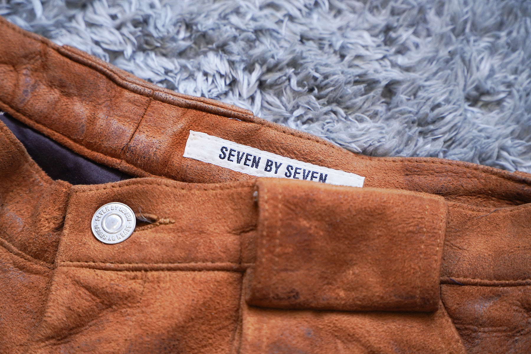 enjoy aging process of suede leather shorts [ SEVEN BY SEVEN ] 単体エイジング画像