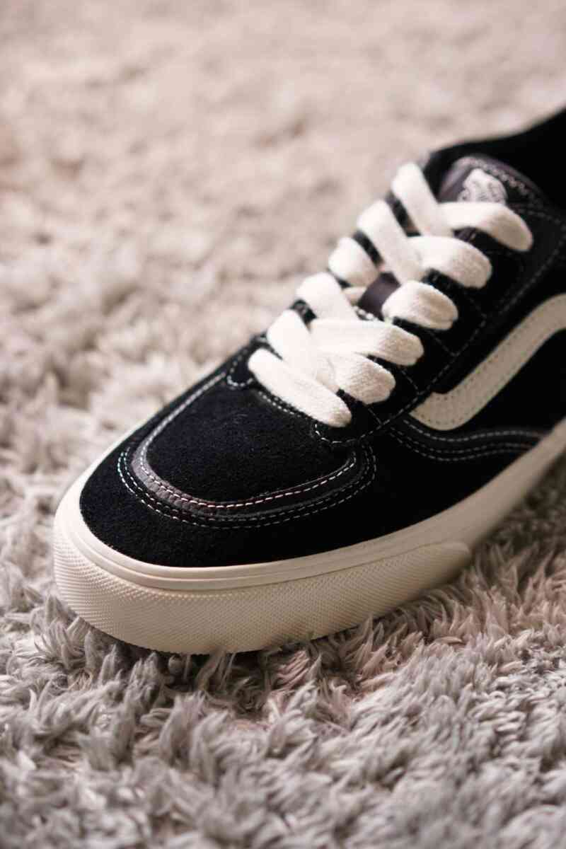 Stylish skate shoes [VANS / ROWLEY CLASSIC] トゥのアップ