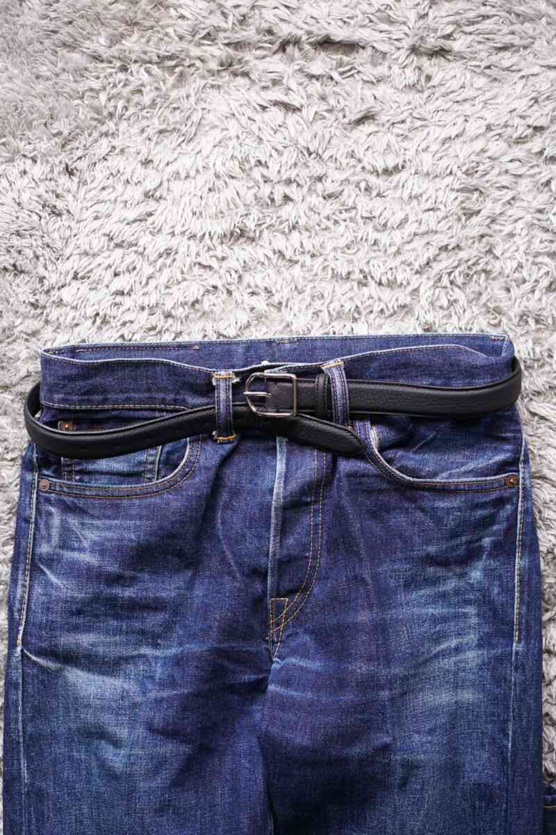 belt is back in stock [ERA. goods]デニムに巻いたベルト