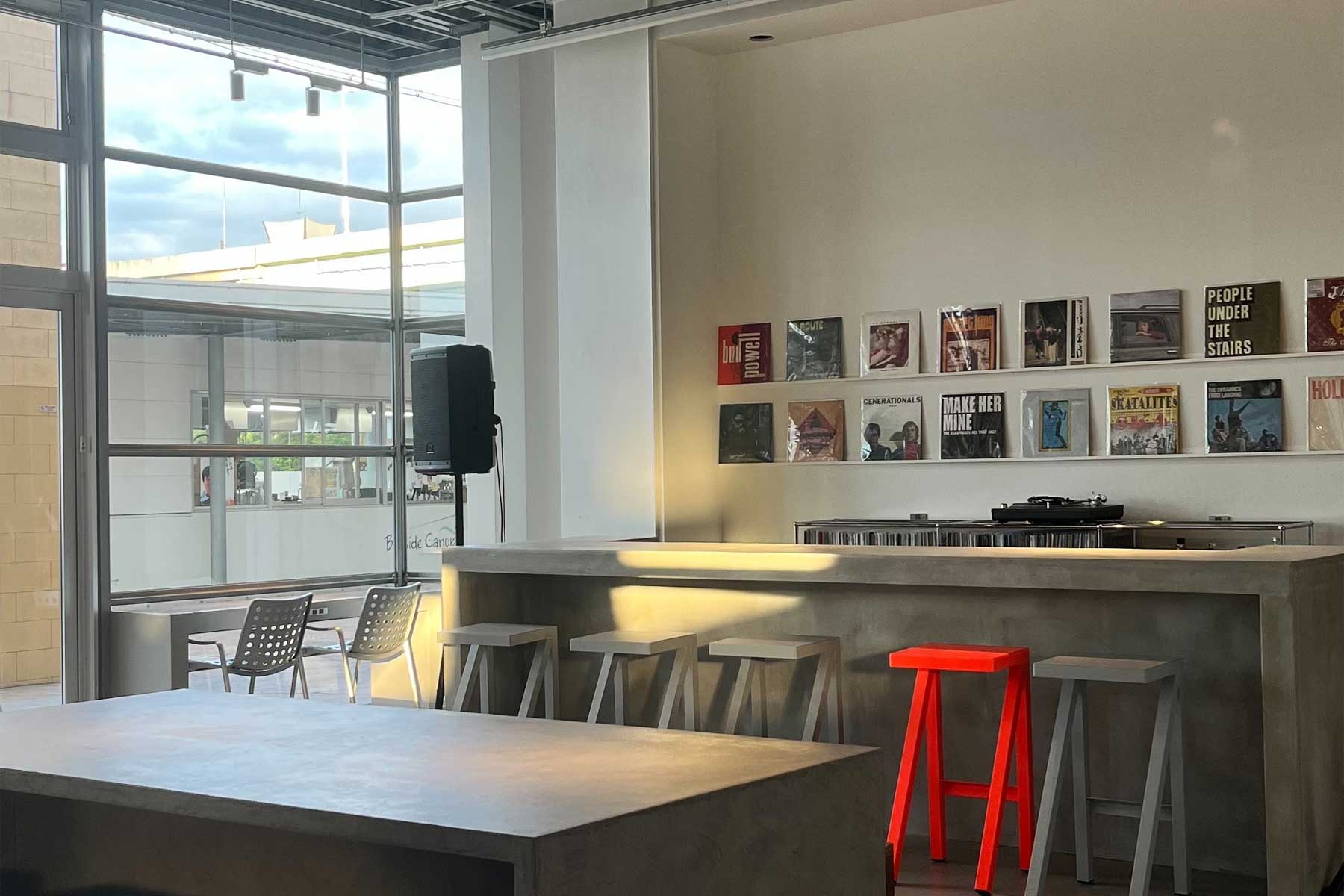 FUKUOKA POP UP information - tranescent posscoffee 内装