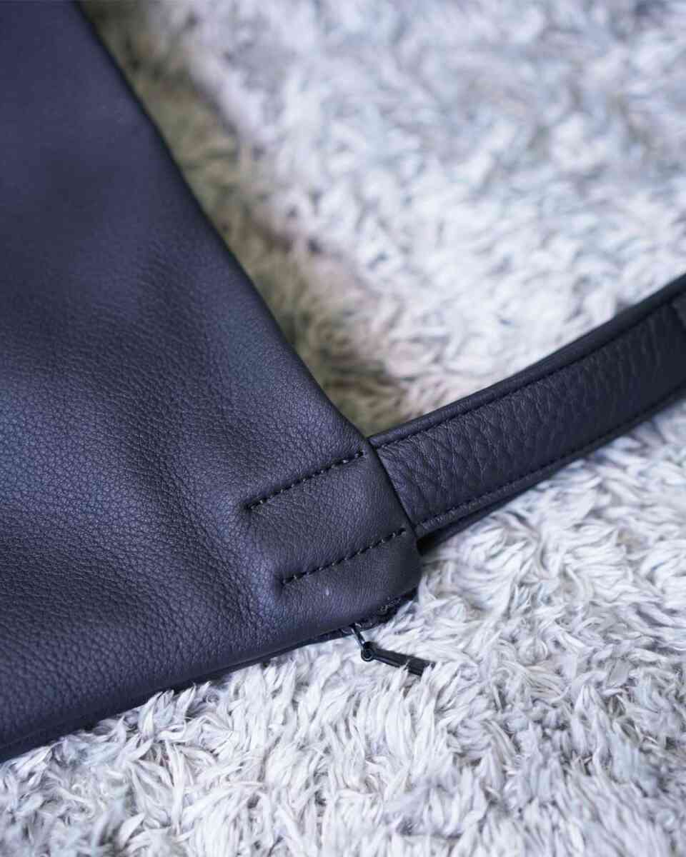 RE:FLAT BAG -EO SHRINK- [ERA. goods]ハンドル補強ステッチ