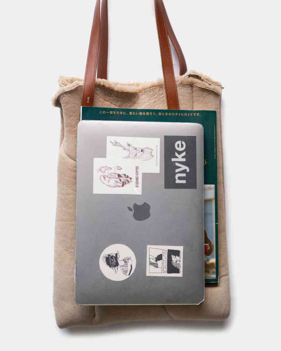 PRIMITIVE TOTE BAG -MOUTON- [HAAL leather goods]収納量