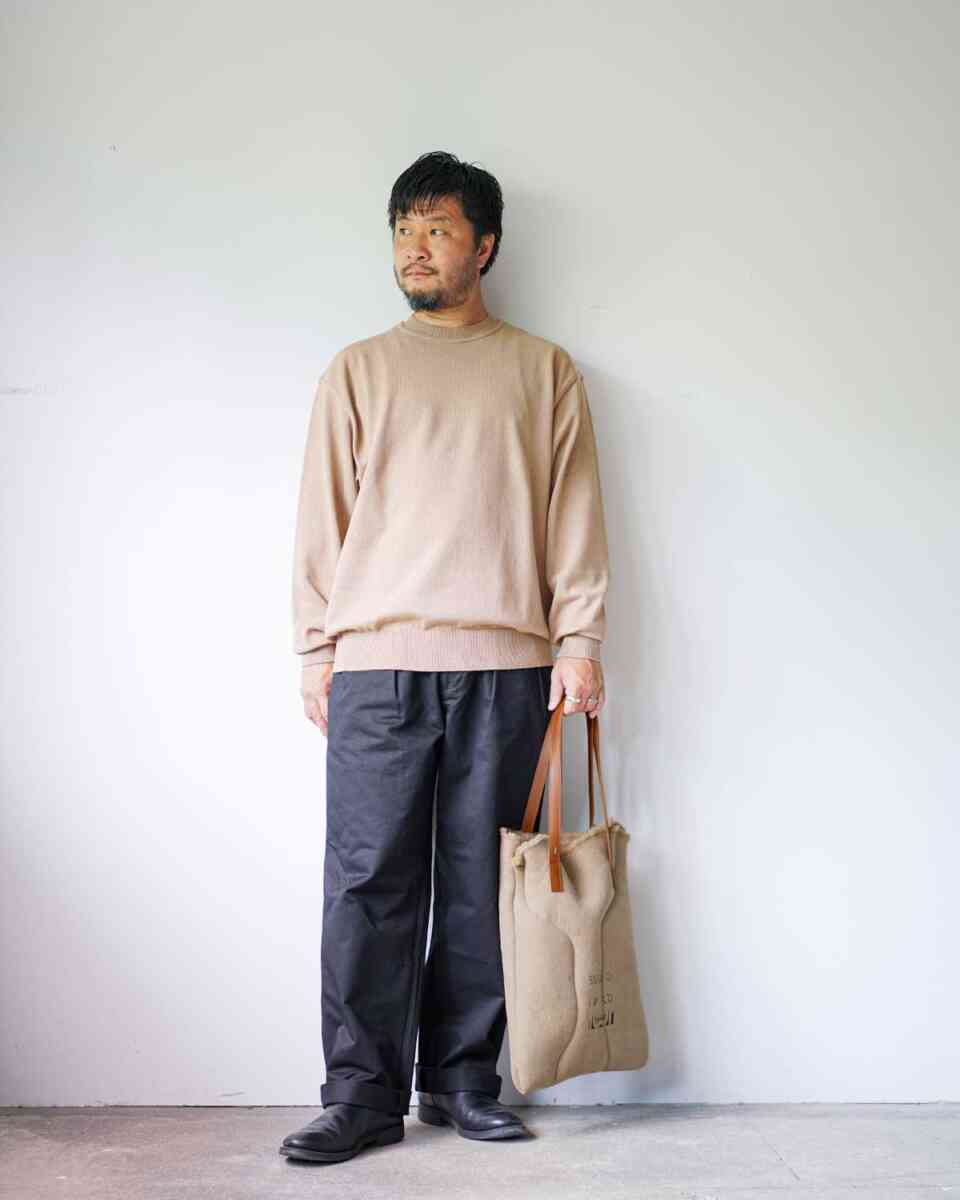 PRIMITIVE TOTE BAG -MOUTON- [HAAL leather goods]着用イメージ