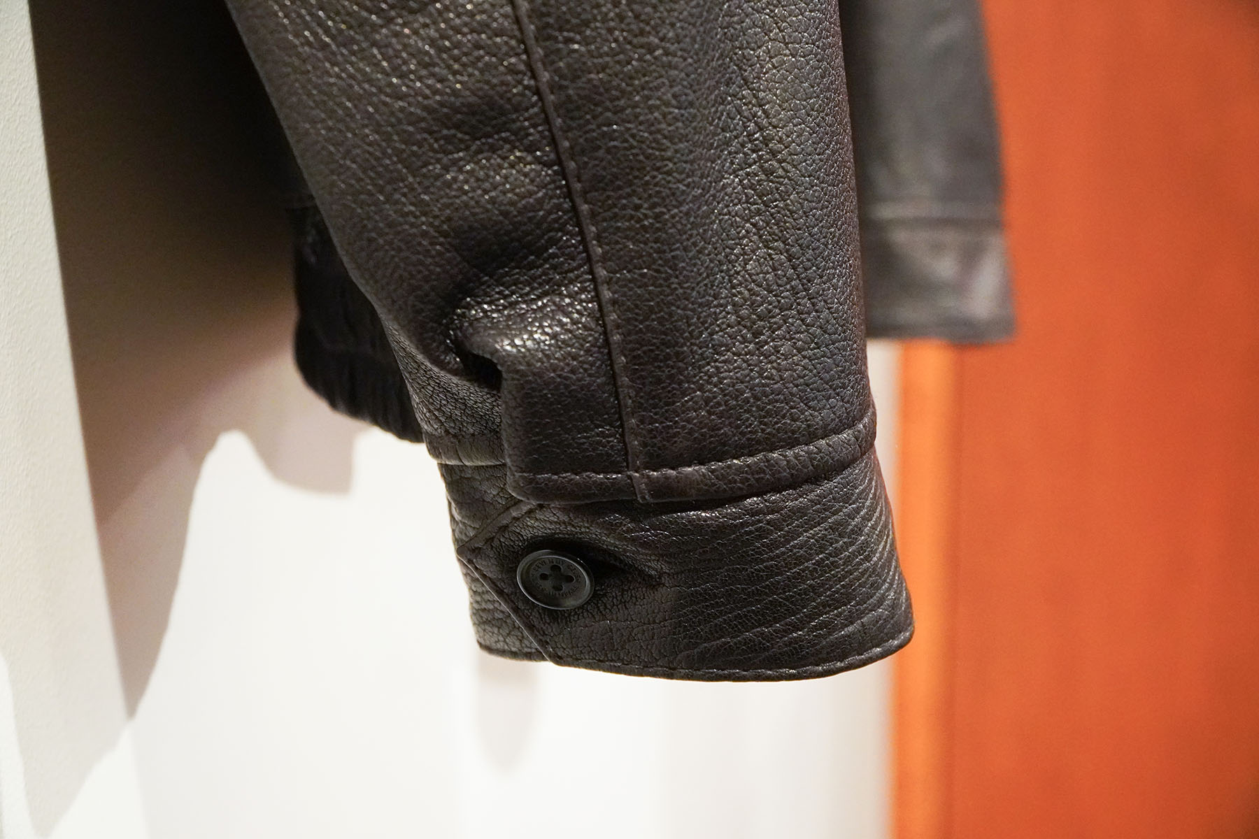 ZIP UP BLOUSON ‐Sheep Shrink leather‐[SEVEN BY SEVEN]カフスディテール