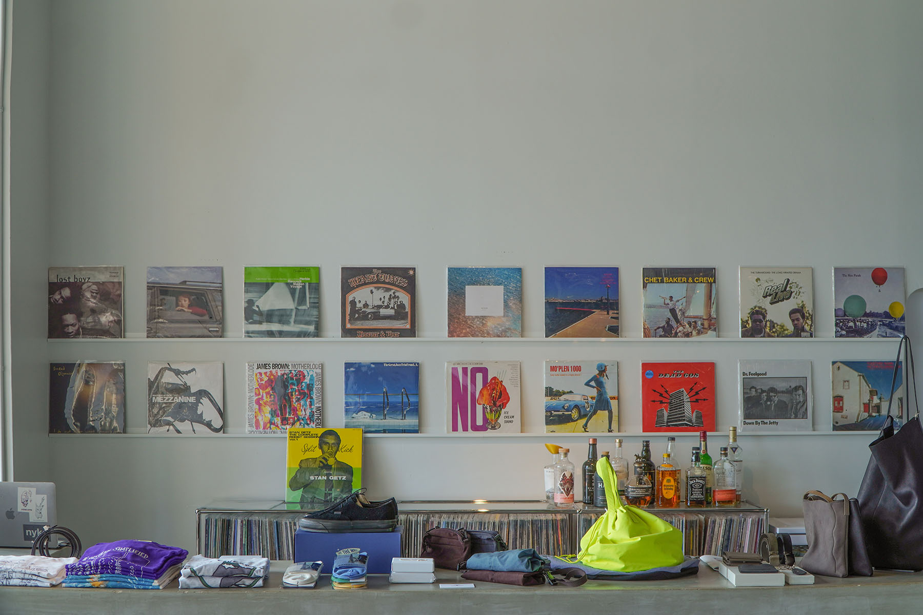 reunion : Hello POSS COFFEE FUKUOKA [POP UP STORE]内観